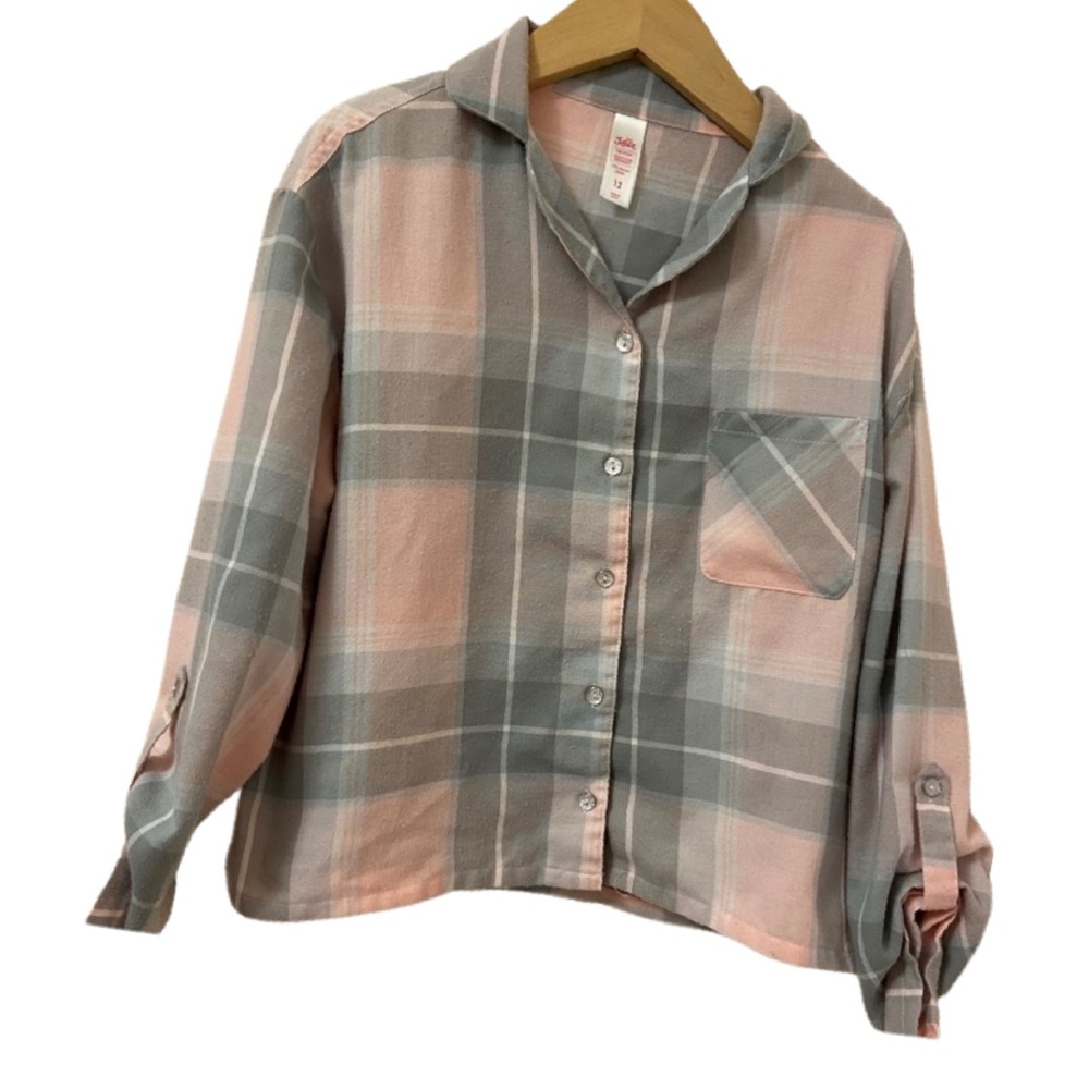Justice GirlsFlannelTop.Size:12.Adjustable sleeves